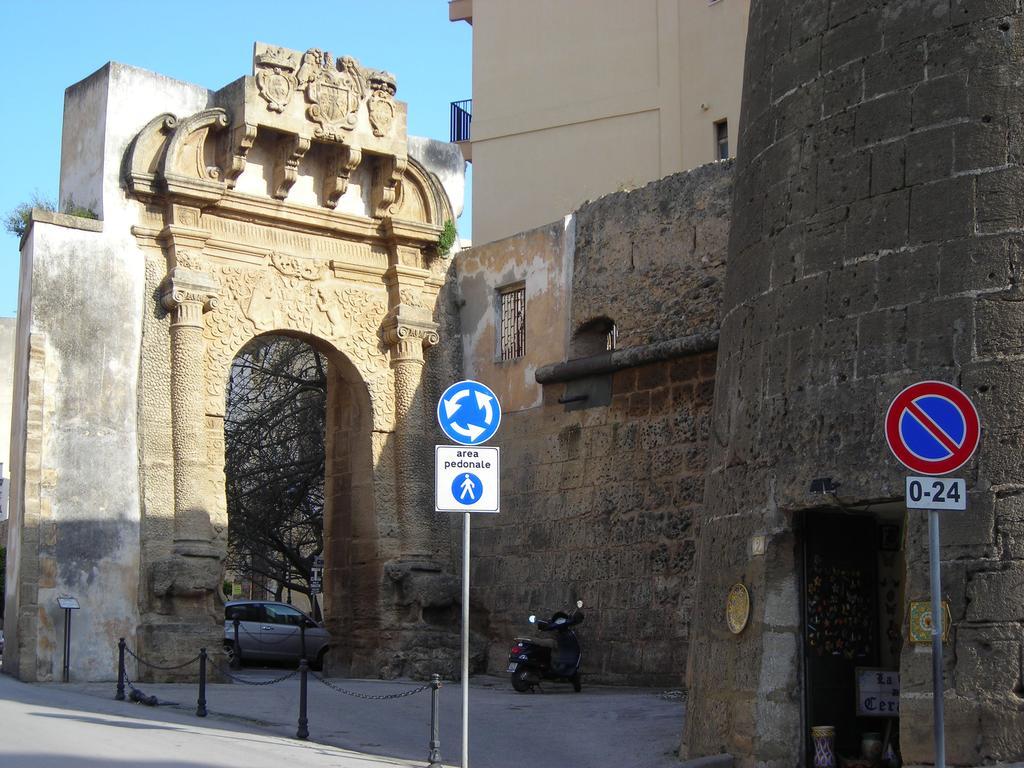 Case Porta San Salvatore Sciacca Bagian luar foto